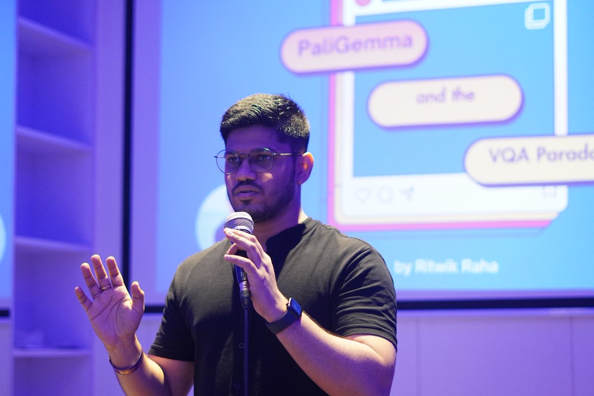Dev_anik2003's tweet image. Had a fantastic time at the event where @ritwik_raha delivered an insightful session on PaliGemma! It was very interactive and informative.
#Paligeema #google #visionlanguagemodel
#AI