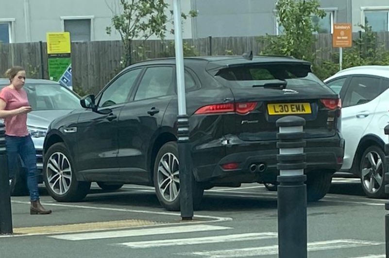 So <a href="/KentPoliceRoads/">Kent Roads Policing (RPU)</a> this car has been reported multiple times for driving with no MOT and insurance around the Cranbrook area why is nothing being done ???? <a href="/kent_police/">Kent Police (UK)</a>  <a href="/KentPoliceTWell/">Kent Police TWells</a>