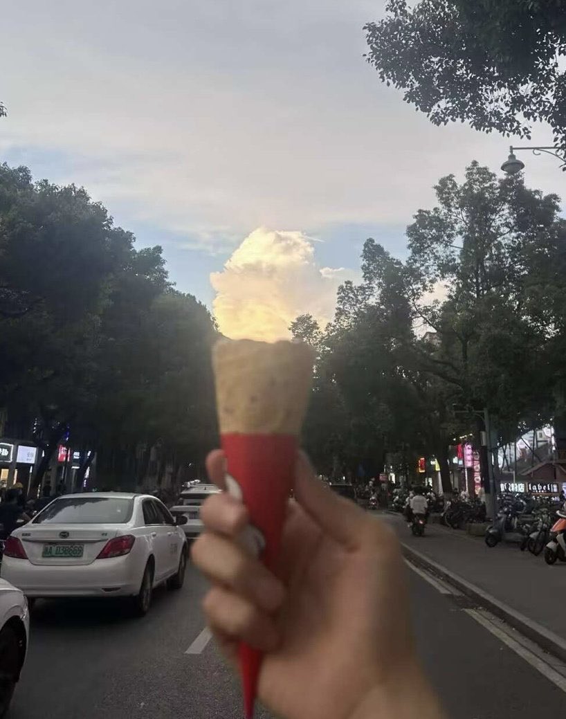 To be, or not to be tweet media