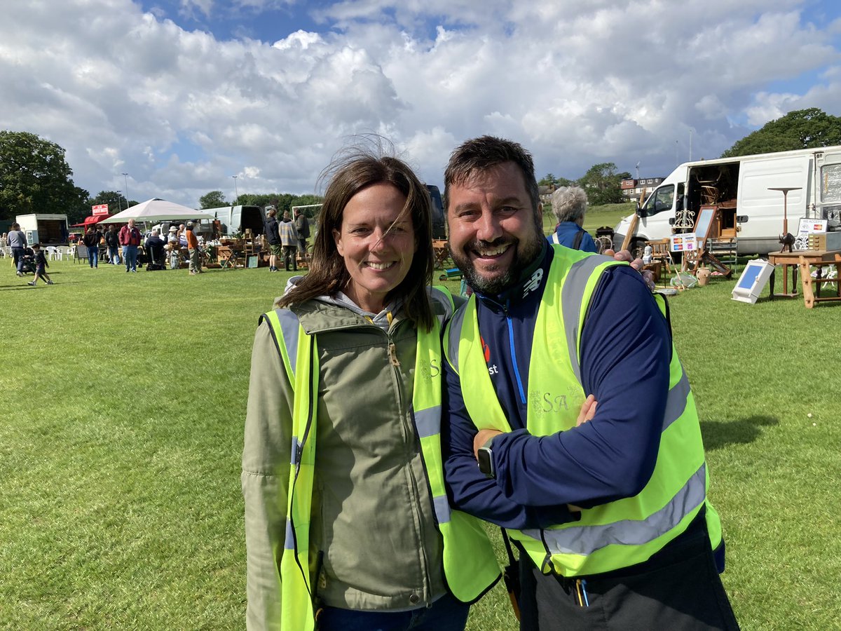 Noelle McElhatton (@n_mcelhatton) on Twitter photo Brilliant time at <a href="/SunburyAntiques/">Sunbury Antiques Market</a> Wimbledon Home & Antiques Fair this morning - still going strong at 12 noon. Bought lots of retro stuff - now need to figure out where to put it. Thanks to organisers Jenny and Edward - can’t wait for Kempton on 30 June Brilliant time at <a href="/SunburyAntiques/">Sunbury Antiques Market</a> Wimbledon Home & Antiques Fair this morning - still going strong at 12 noon. Bought lots of retro stuff - now need to figure out where to put it. Thanks to organisers Jenny and Edward - can’t wait for Kempton on 30 June