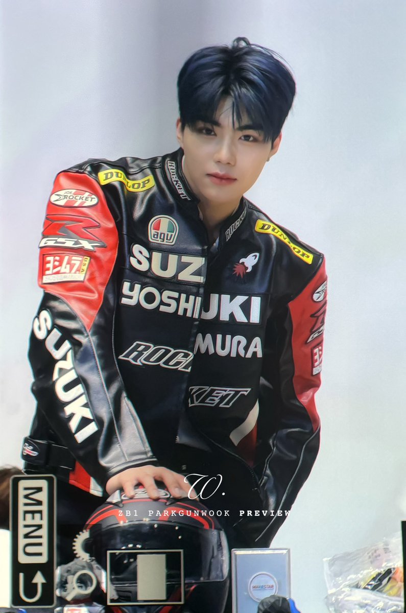 240616 아

#박건욱 #PARKGUNWOOK #パクゴヌク #제로베이스원 #ZEROBASEONE #ZB1