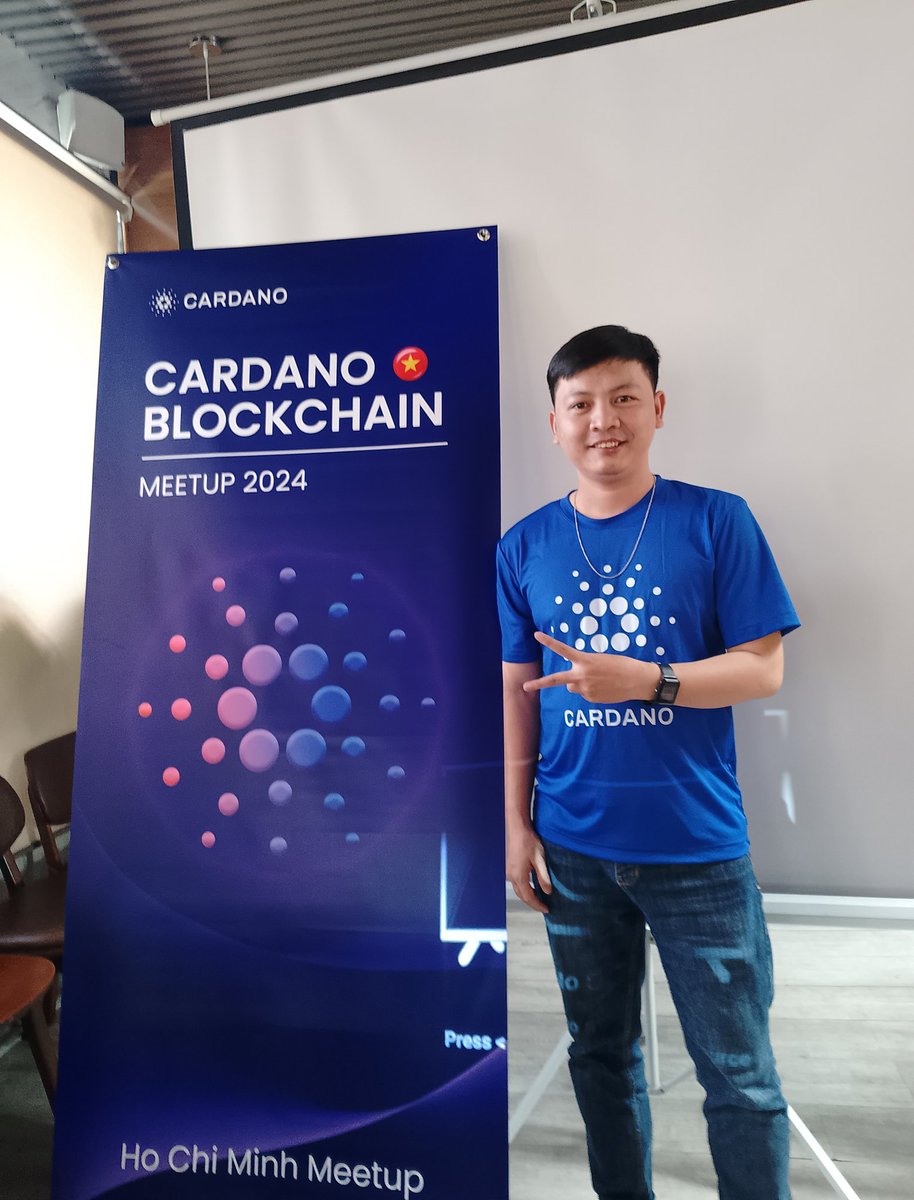 ThanhTung78's tweet image. Today, I attended the Cardano Meetup #3 in Ho Chi Minh City 🇻🇳. We had insightful discussions about #Cardano, #Catalyst, and #Intersect which are not possible in online meetings. I extend my gratitude to Ms @Hahero7 Cardano Ambassador for organizing this event. See you next month