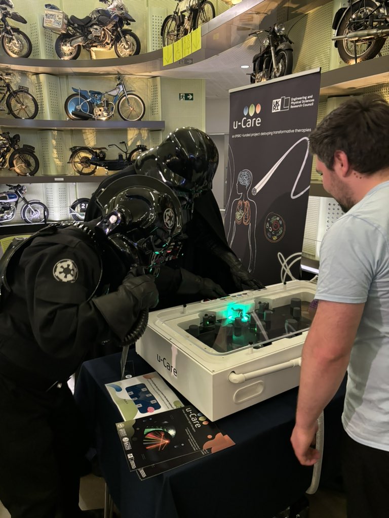 Some interesting visitors today at <a href="/GlasgowSciFest/">Glasgow Science Festival</a> <a href="/riversidemuseum/">Riverside Museum</a> 👀