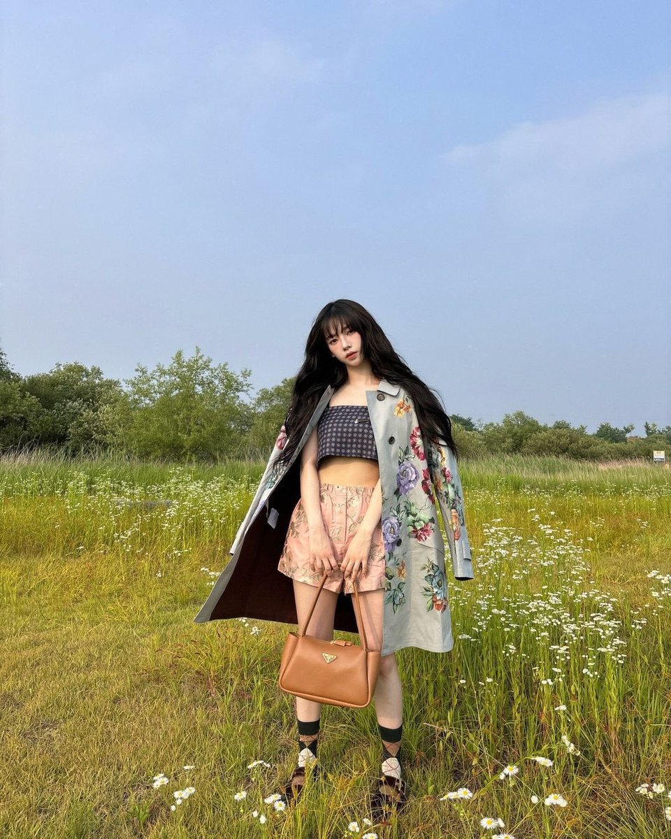 karinaspics's tweet photo. #KARINA instagram update https://t.co/ZSQ7Gx5OWB