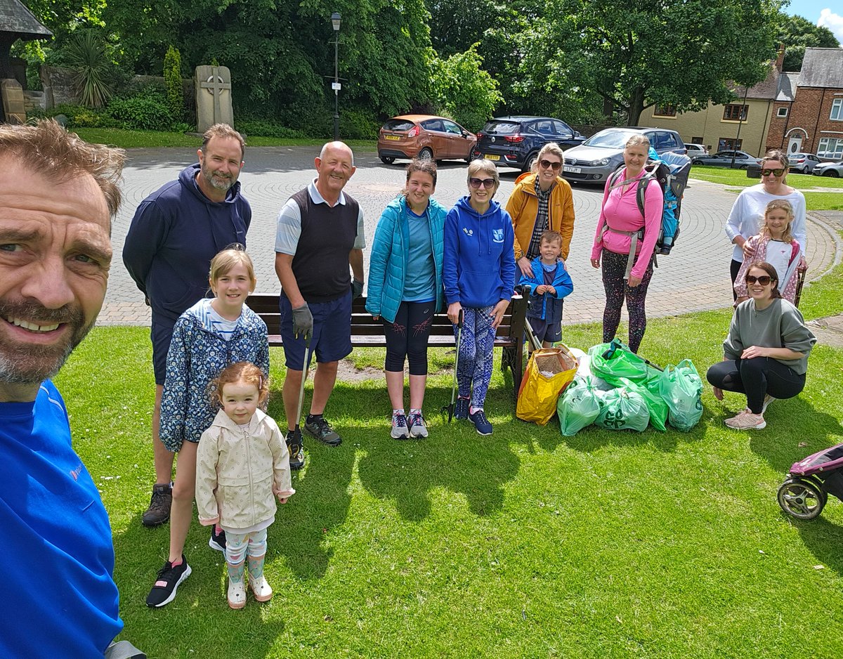 It was great to welcome Sarah and her son Owen today. Owen is the latest recruit to our growing army of enthusiastic young ploggers. And Cyril the snail also expressed an interest in joining in. 😀

Thanks to Sedgefield Co-op for an emergency supply of bags, as we'd run out.