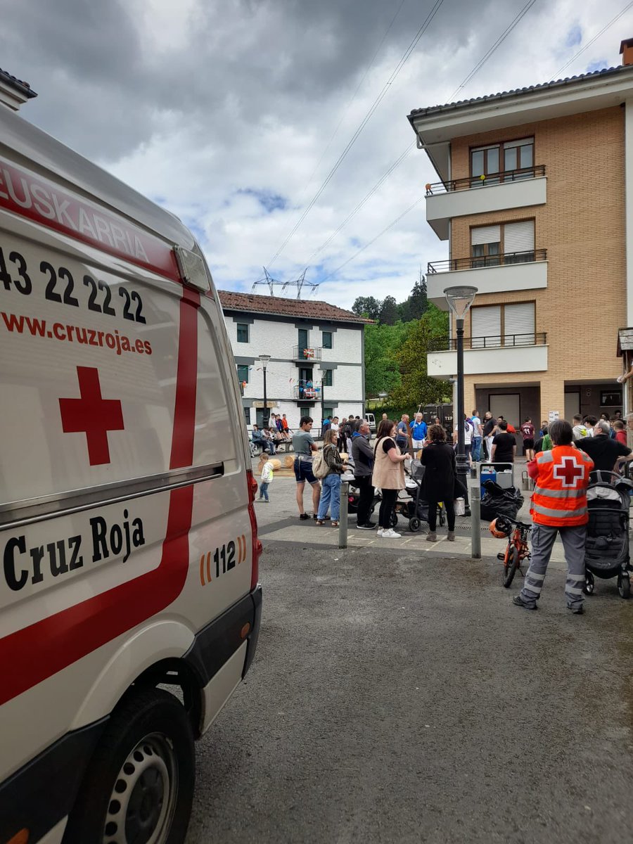 Cruz Roja Goierri (@cruzrojagoierri) on Twitter photo 👉🏼Atzo eguandian Zegaman izan ginen osasun estaldura ematen.
Herri Kirolak
👉🏼Ayer al medio día estuvimos en Zegama dando cobertura sanitaria.
<a href="/CruzRojaGip/">Cruz Roja Gipuzkoa</a> 👉🏼Atzo eguandian Zegaman izan ginen osasun estaldura ematen.
Herri Kirolak
👉🏼Ayer al medio día estuvimos en Zegama dando cobertura sanitaria.
<a href="/CruzRojaGip/">Cruz Roja Gipuzkoa</a>