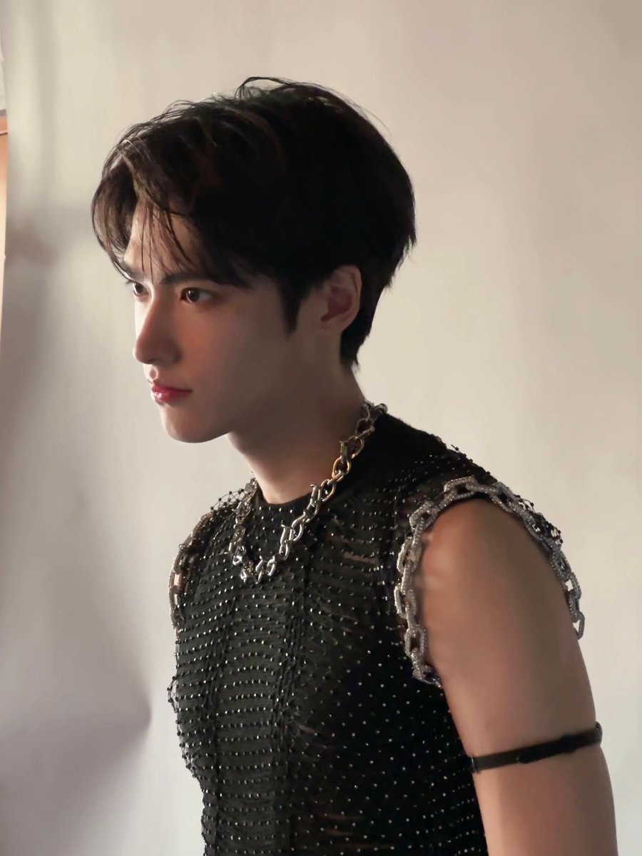 forboyhood's tweet photo. 240616 jiang xinxi weibo update (1/3)

"i was really happy at yesterday's #BOYHOOD见面会Vacation一夏 beijing stop, i could hear your support from the stage! really awesome! really impressive! +

#BOYHOOD #乐华娱乐 #YUEHUA #江信熹 #JIANGXINXI https://t.co/ft1QxcrzUm