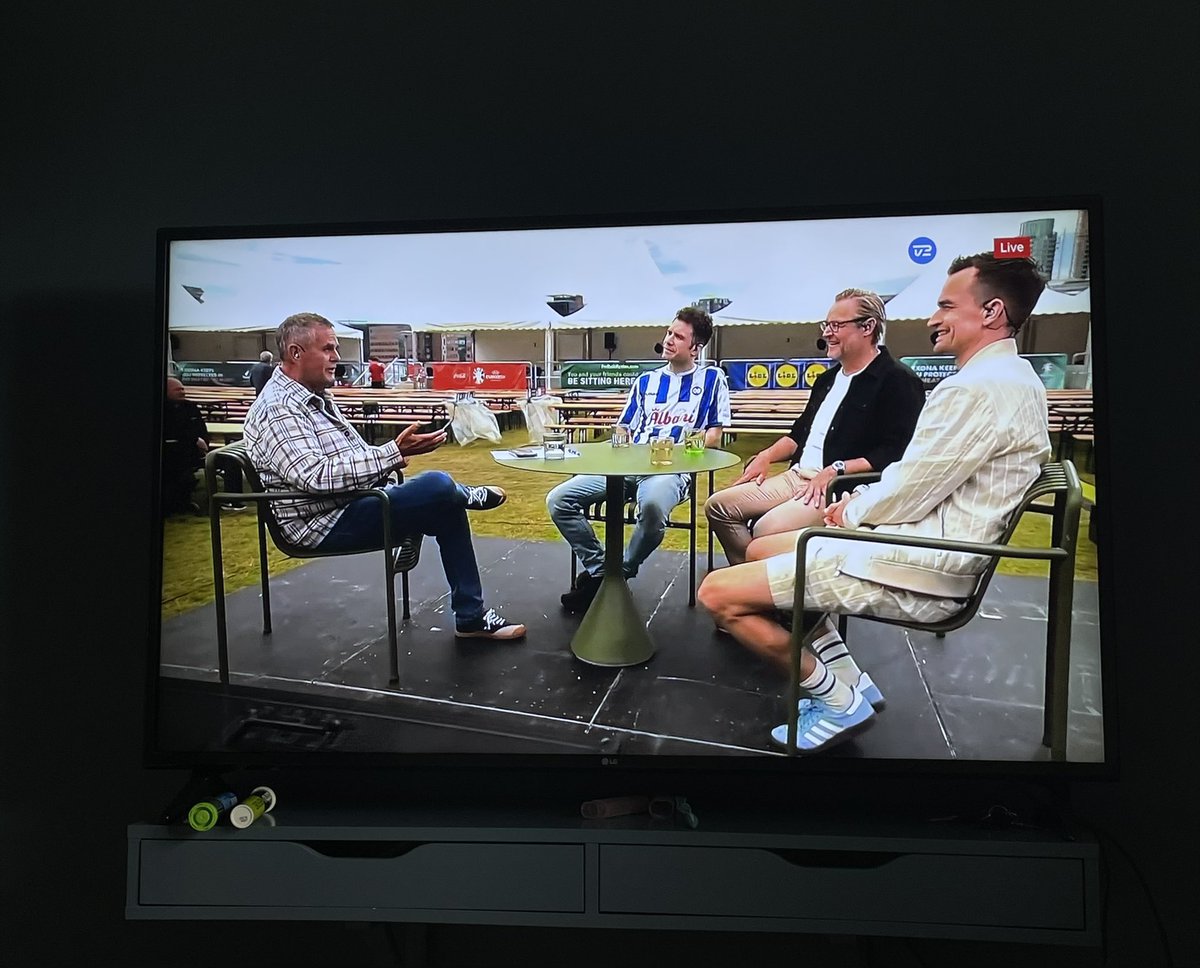 Jacob Taarnhøj tøjvalg er perfekt i Werge og Em-holdet på Sport X #obdk