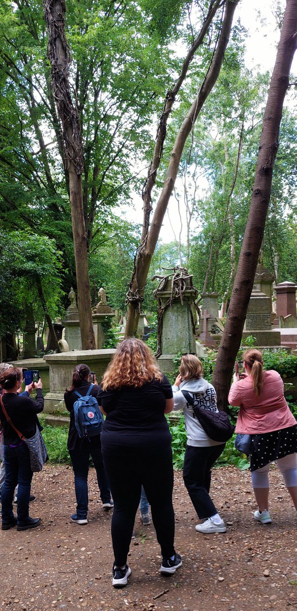 "This was the grave on which Magspie, the character first voiced by Pez Pierce, habitually roosted. The Ink Black Heart fans were excitedly taking pictures." #striketour24 <a href="/jk_rowling/">J.K. Rowling</a>