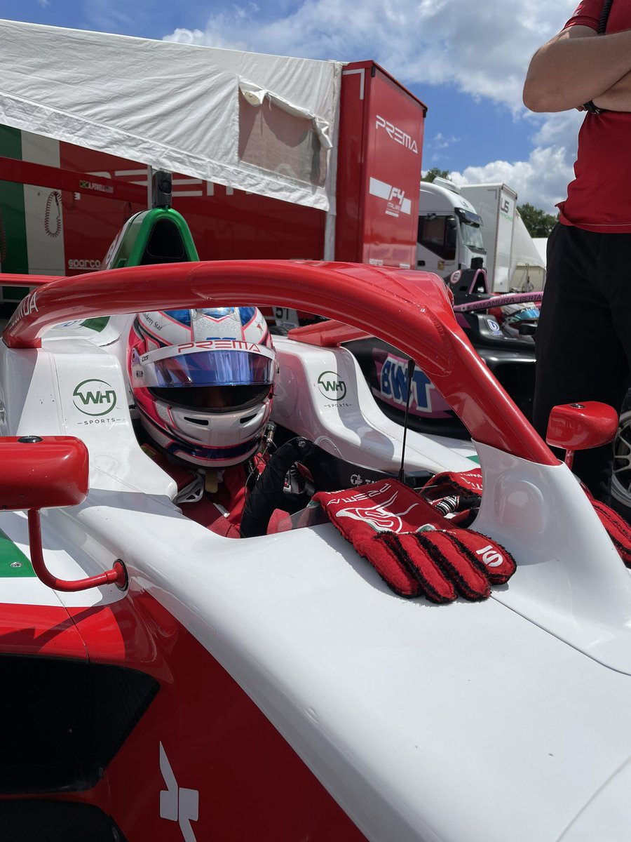 PREMA_Team's tweet image. All set for Race 3! 🏎

⏰ 14.25

Watch it live here ⤵️
🎥: youtube.com/live/J6PAoQF6U…

#ItalianF4 #F4 #Vallelunga