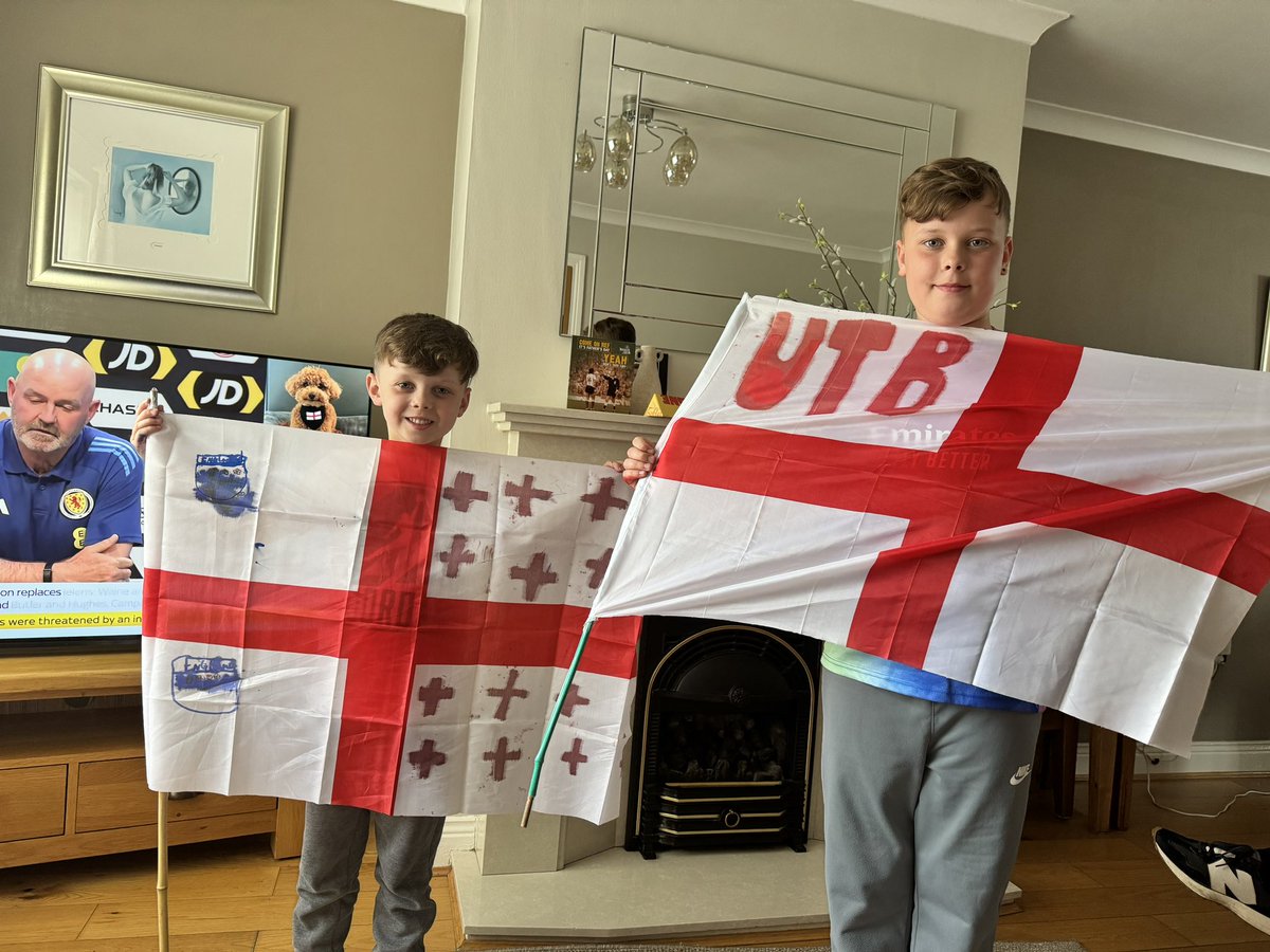 teessidetripod's tweet photo. #ssnthreelions

Thomas and Jack https://t.co/8BCg9t25Mk