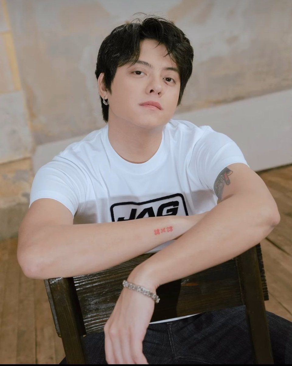 OMY GHAAAAD! FINALLY THEY RELEASED THE OUTTAKES FROM HIS JAG ENDO SHOOT. SO POGI! 😮‍💨😭😍

#DanielPadilla