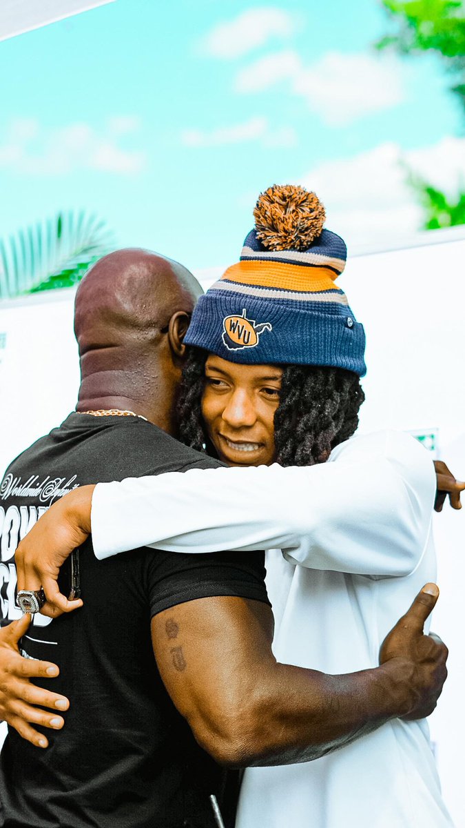 WaliRainer's tweet photo. Love lil cuz @edwards_deuce . Salute and honor always. WEST VIRGINA bound, but first unfinished business🫡. @WVUfootball #TESFOOTBALL https://t.co/Cd6iEMabfp