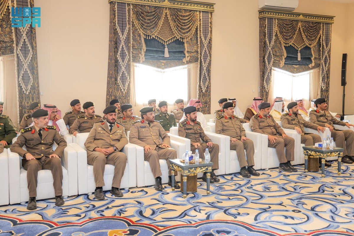 SPAregions's tweet photo. أمير منطقة عسير يستقبل المهنئين بعيد الأضحى المبارك.
https://t.co/4m1Q4dP5FT
#واس_عام https://t.co/sK9b5dYrsD
