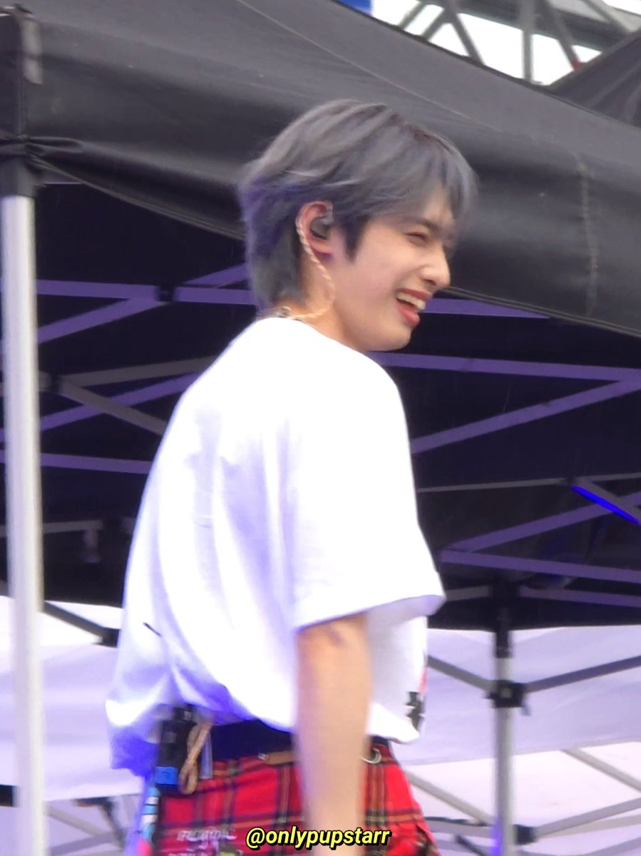 지석이가 즐거워보여서 나도 마음이 좋아지다💕