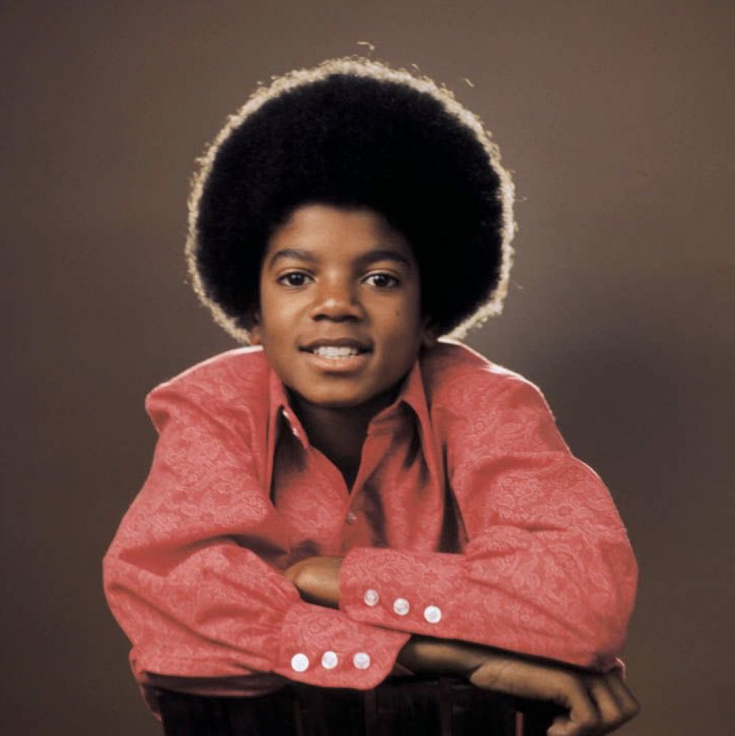 starrlixt's tweet photo. michael jackson's powerful vocals, all before he even reached the age of 20: a thread🧵 https://t.co/HFWdSxpntg