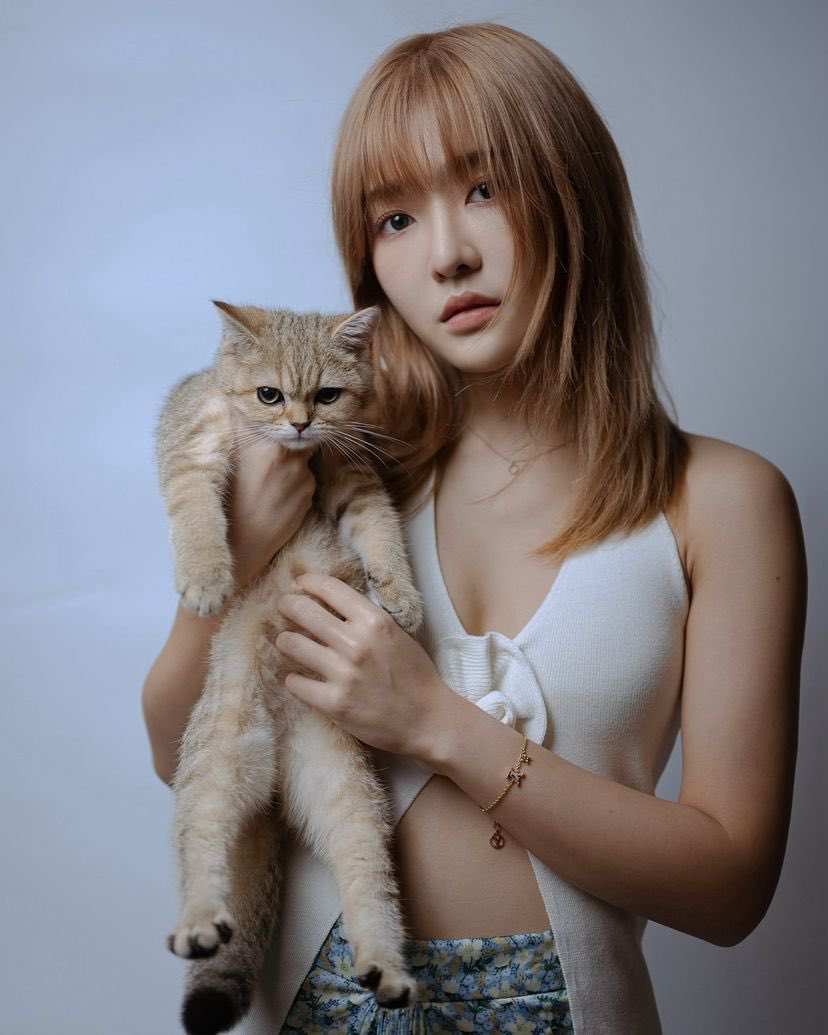 JennisFCTH's tweet photo. [ IG Post ] o_o.jennis.x_x 

น้อนปังบ่จอยย 🐈

#JennisOprasert https://t.co/wECJpXc26K