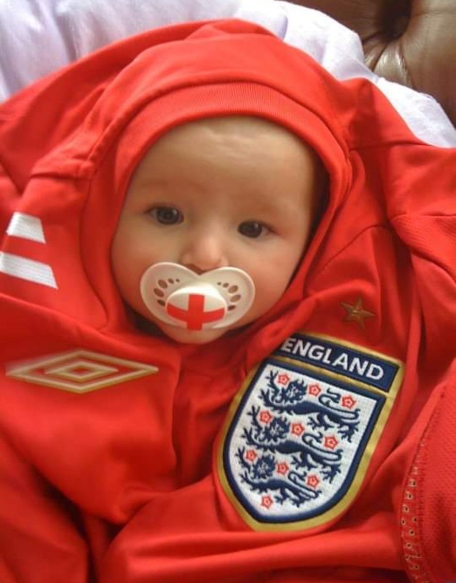 Parold's tweet image. Evie is ready! #COMEONENGLAND #SSNThreeLions