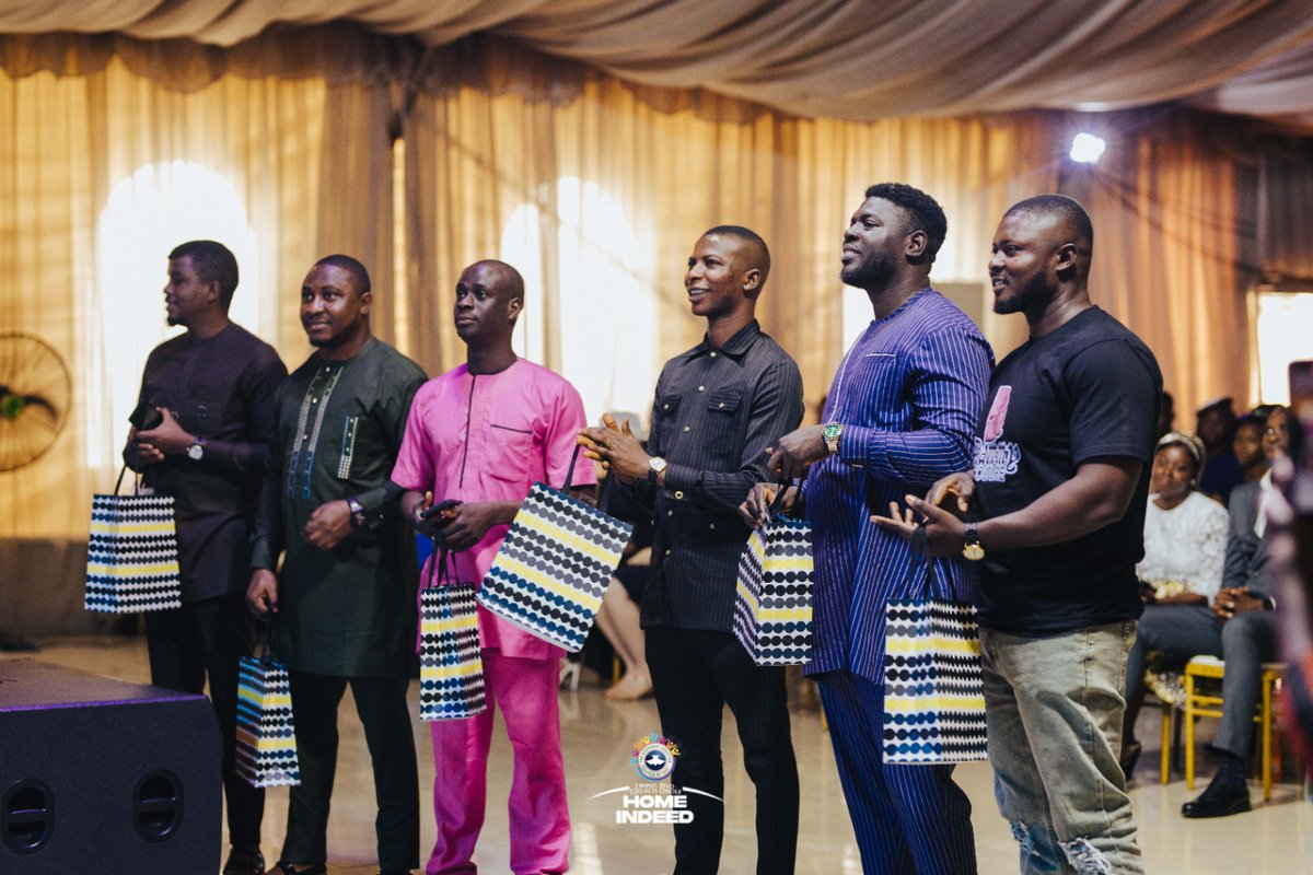 rccglsc_'s tweet photo. We celebrate our fathers for all they do for us, their immense support and worthy contributions.
Happy Father's Day!

#rccg #rccglsc #homeindeed #teamard #sundayservice #altarsandcovenant #buildingaltars https://t.co/Q0aU5DCTgx