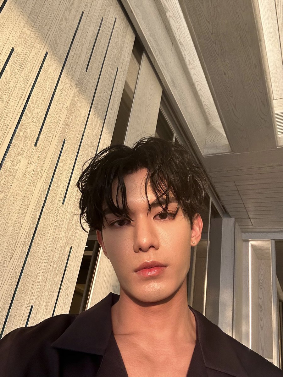 netsiraphop's tweet image. Just need you and some sunsets 🖤 #netsiraphop