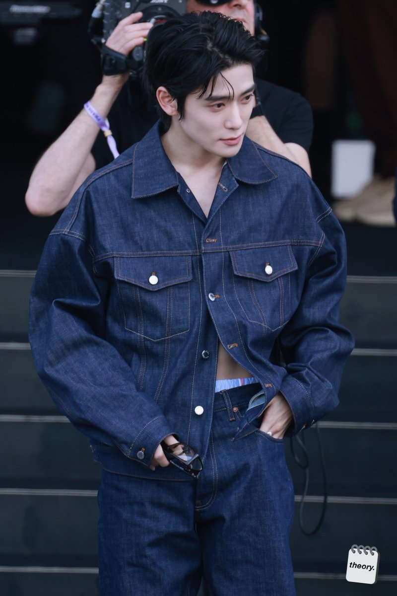 jh_theory's tweet image. 240616

#재현 #JAEHYUN
#PRADA #PradaxJAEHYUN
#PradaSS25 #PradaSS25xJaehyun