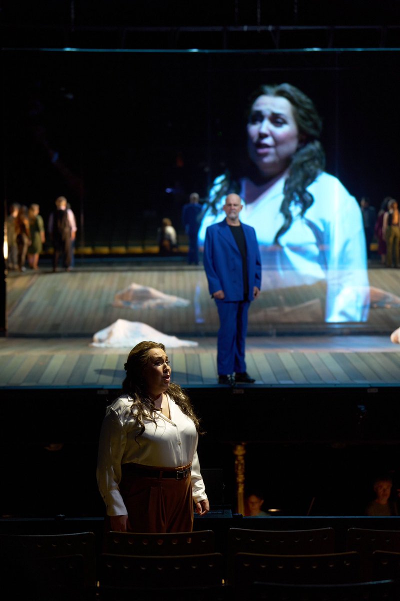 sirimajo's tweet image. Today we have the second performance of 𝓝𝓪𝓫𝓾𝓬𝓬𝓸 💋 
Toi toi toi to everyone 🍀🍀🍀

#mariajosesiri #nabucco #abigaille #verdi #teatrolamaestranza #lovemyjob #singersofinstagramm #singerlife❤️