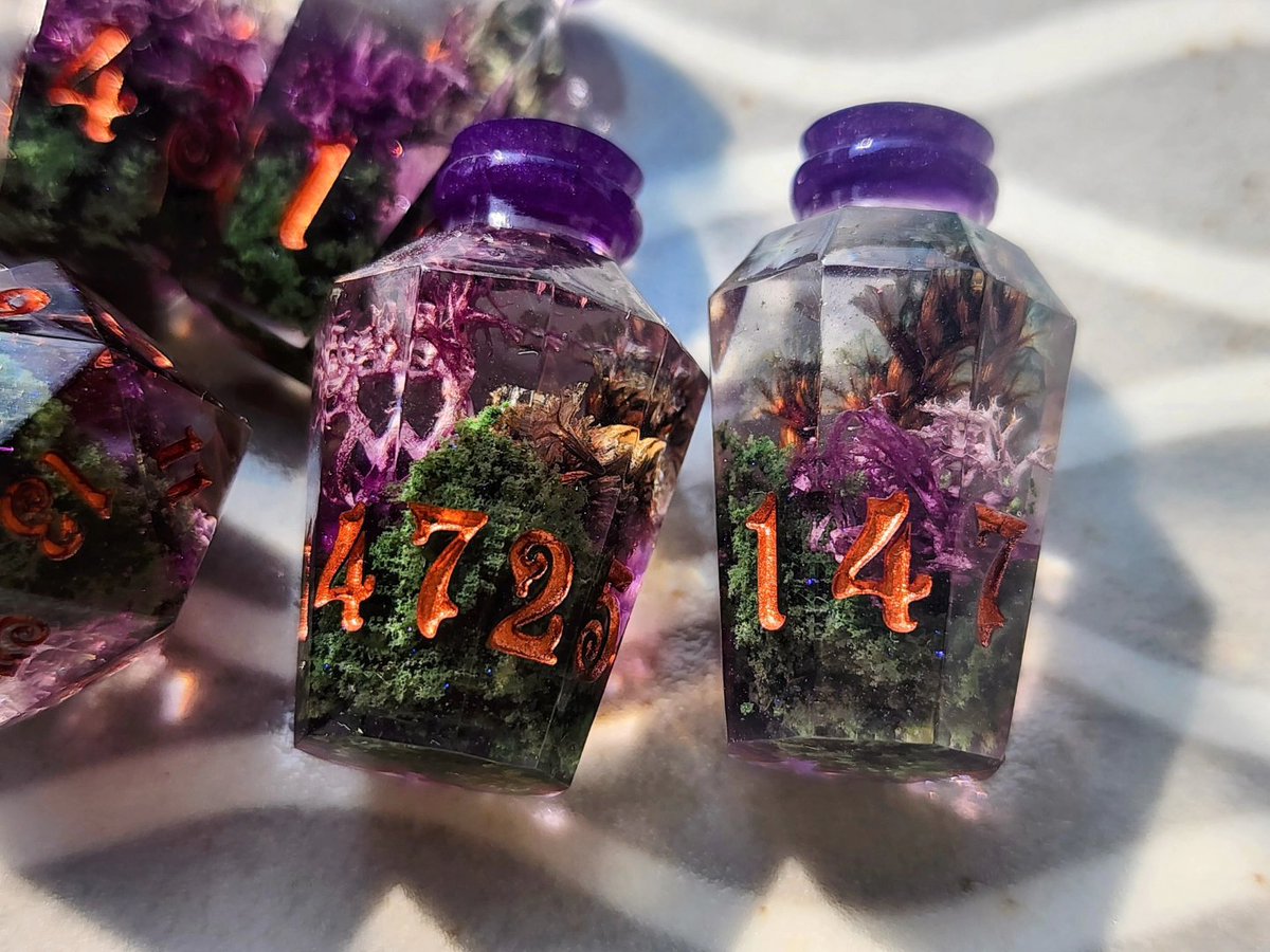 WildMagicPH's tweet image. More pictures of the Potion Dice!!

What designs should we do next?

#dnd #dice