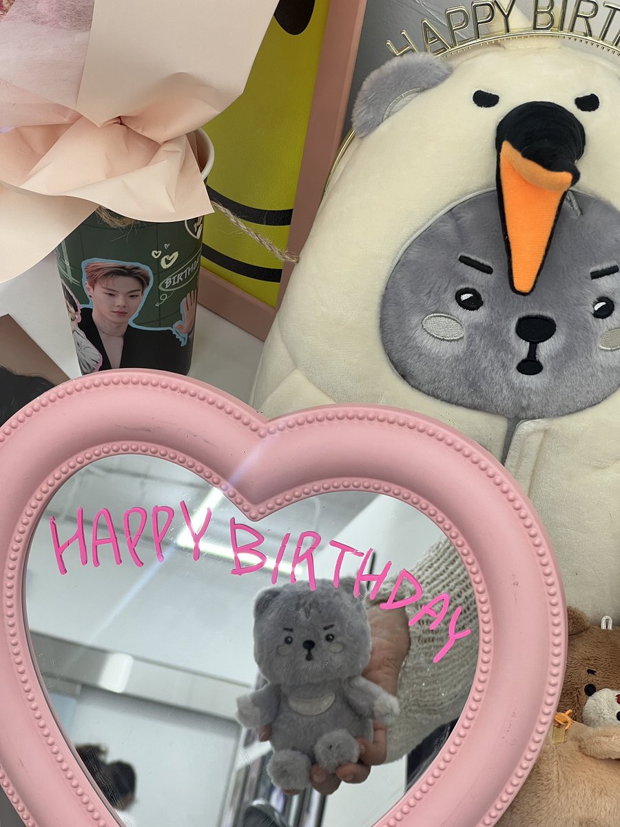 채꼬 tweet media