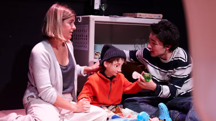🔵Una obra de <a href="/elTantarantana/">Teatre Tantarantana</a> alça la veu per les famílies que conviuen amb l’autisme sever

Recupera el ‘Tot És Comèdia’ amb els actors <a href="/carla_tano/">carla torres danés</a> i <a href="/pau__rosell/">Pau Rosell</a> de ‘Tot en ordre’👇🏻
▶️ cadenaser.com/cataluna/2024/…