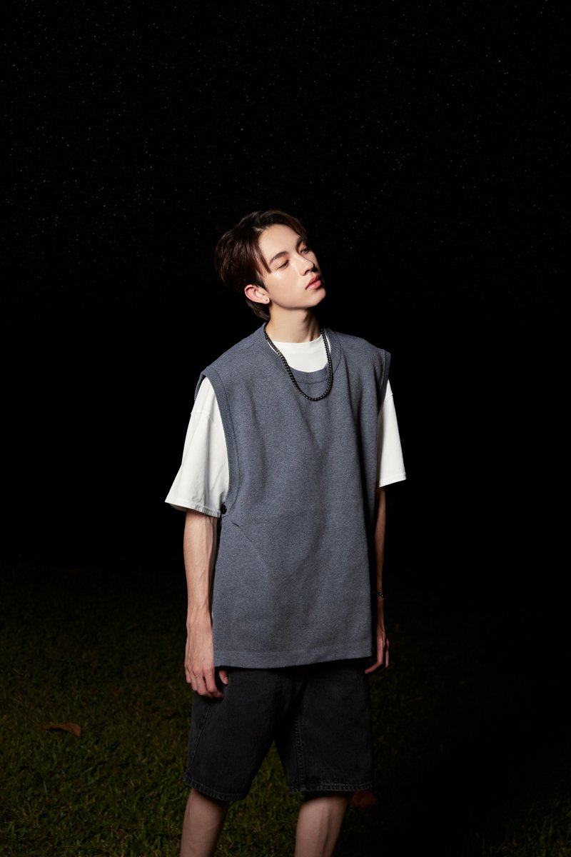 PROXIE_Official's tweet photo. ONGLEE

Image Teaser
Who makes me sad like this?

#Onglee_ImageTeaser2
#PROXIE_TheSoloProject
#PROXIEOnglee
#PROXIEth
#bROTHERSMUSIC https://t.co/u06UTZMWtY