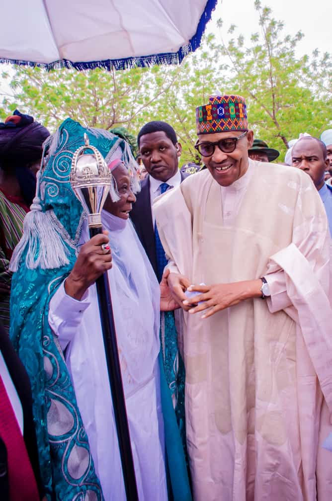 Fareedah 💛 tweet media