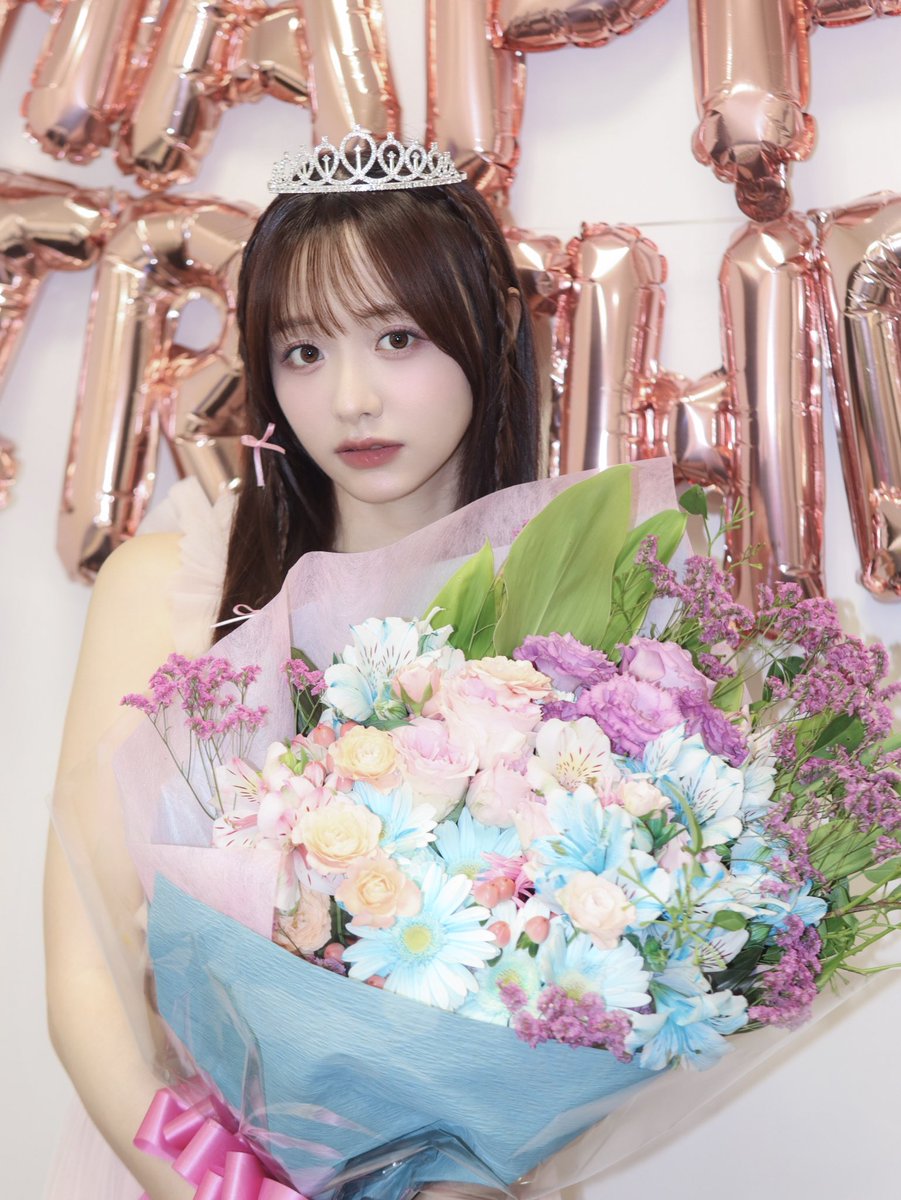 本日、今日誕生日を迎えました♡ 現場で皆さんにお祝いしていただけて