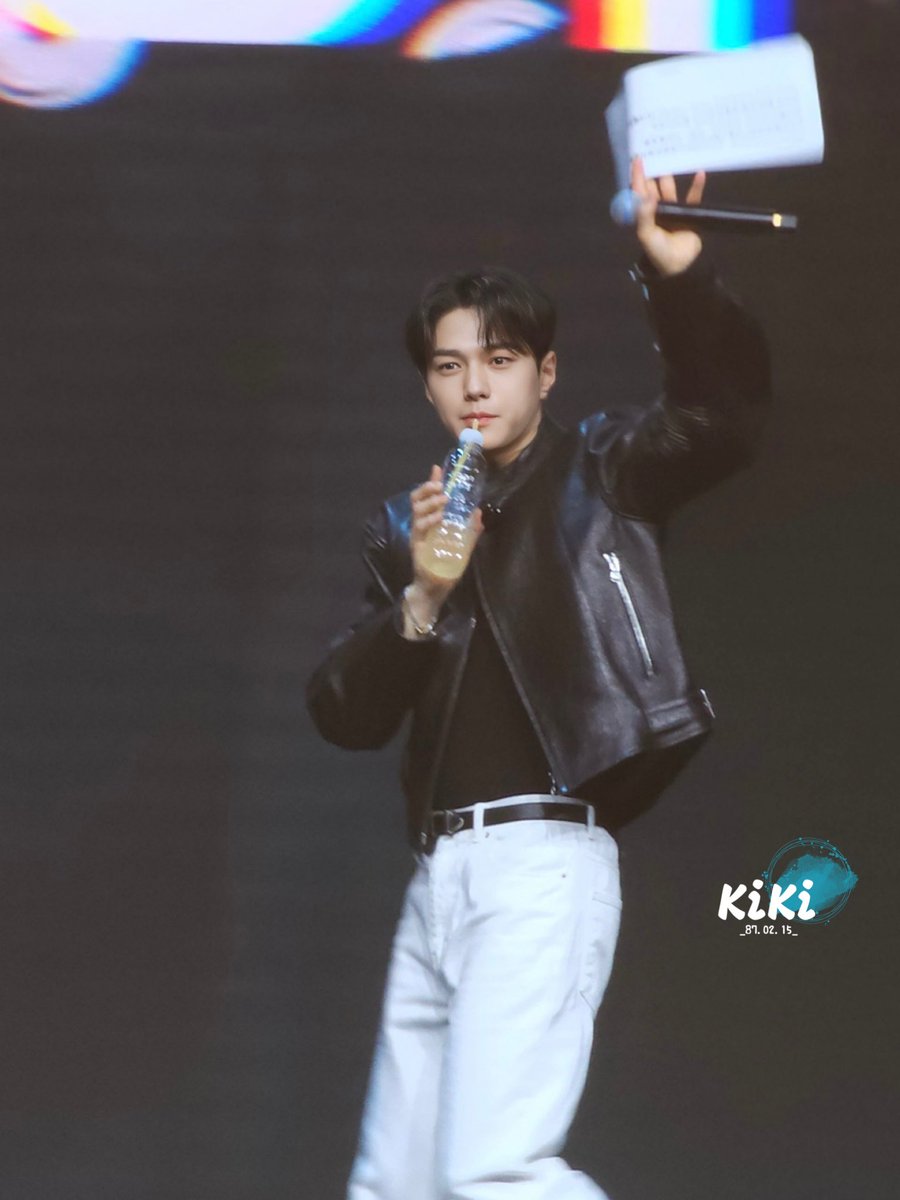 _870215_'s tweet photo. ♾️
2024.06.16
Kim Myungsoo <Reboot> IN TAIPEI場

#infinite #인피니트 
#L #KimMyungsoo #엘 #김명수 
#REBOOT_in_TAIPEI https://t.co/rL4f9j8FAb