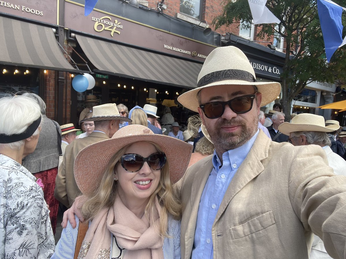 MajellaODoherty's tweet image. Happy #Bloomsday!

The Love of Joyce. 

#Dalkey #Glasthule and #Sandycove en fete.

#DBF2024