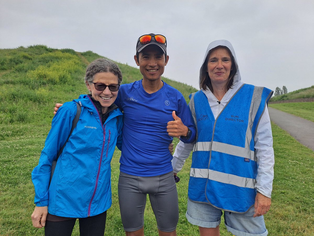 Celebrating 10 years since the first Northala Fields parkrun, RD Louise, with the driving forces behind bringing parkrun to our community, Fiona and Santosh. "Thank you, Fiona and Santosh!"