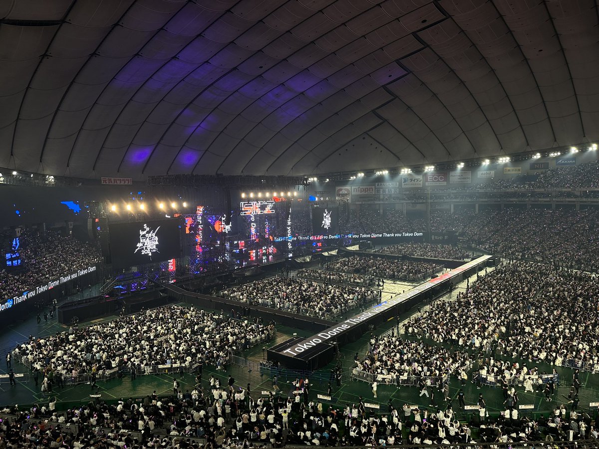 Me_buddies's tweet photo. 両日参戦
buddiesやめれん

#櫻坂46_IN_TOKYODOME

#このライブ観ないなんて自業自得 https://t.co/nmC6AhRLos
