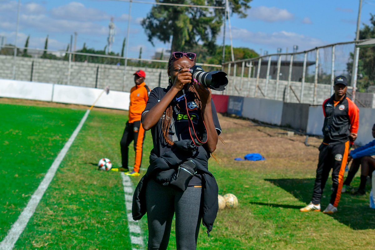 MsChipasula's tweet photo. Pa Lusaka 🥶
#SunsetStadium
#NationalLeaguePlayOffs
#SportsPhotography
#WomenInSports https://t.co/uRjSQDuvcC