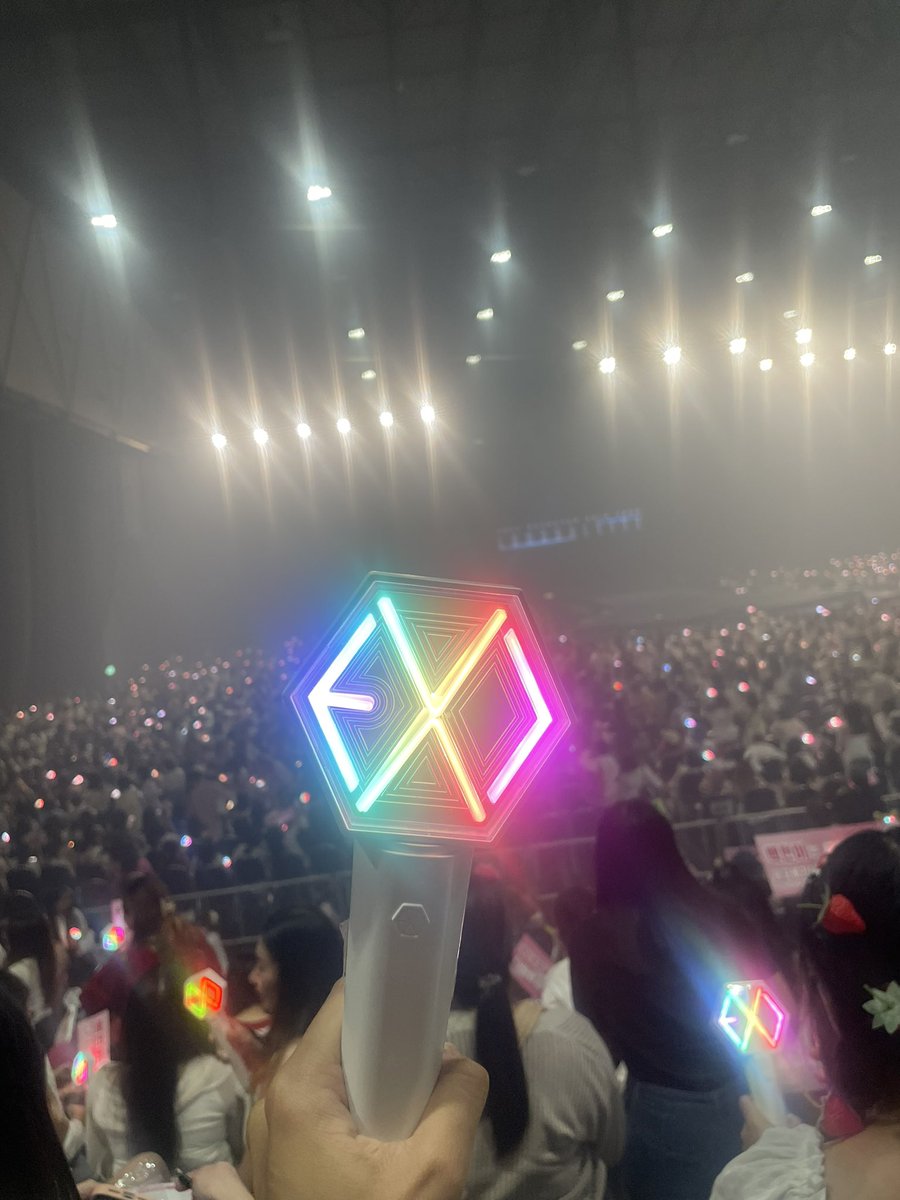 BMfrmSep's tweet photo. จะไปเจอเธออีกในครั้งต่อไปให้ได้เลยนะ🩵🌷✨ #2024BAEKHYUNASIATOURinbkk https://t.co/iNckLu4zk9