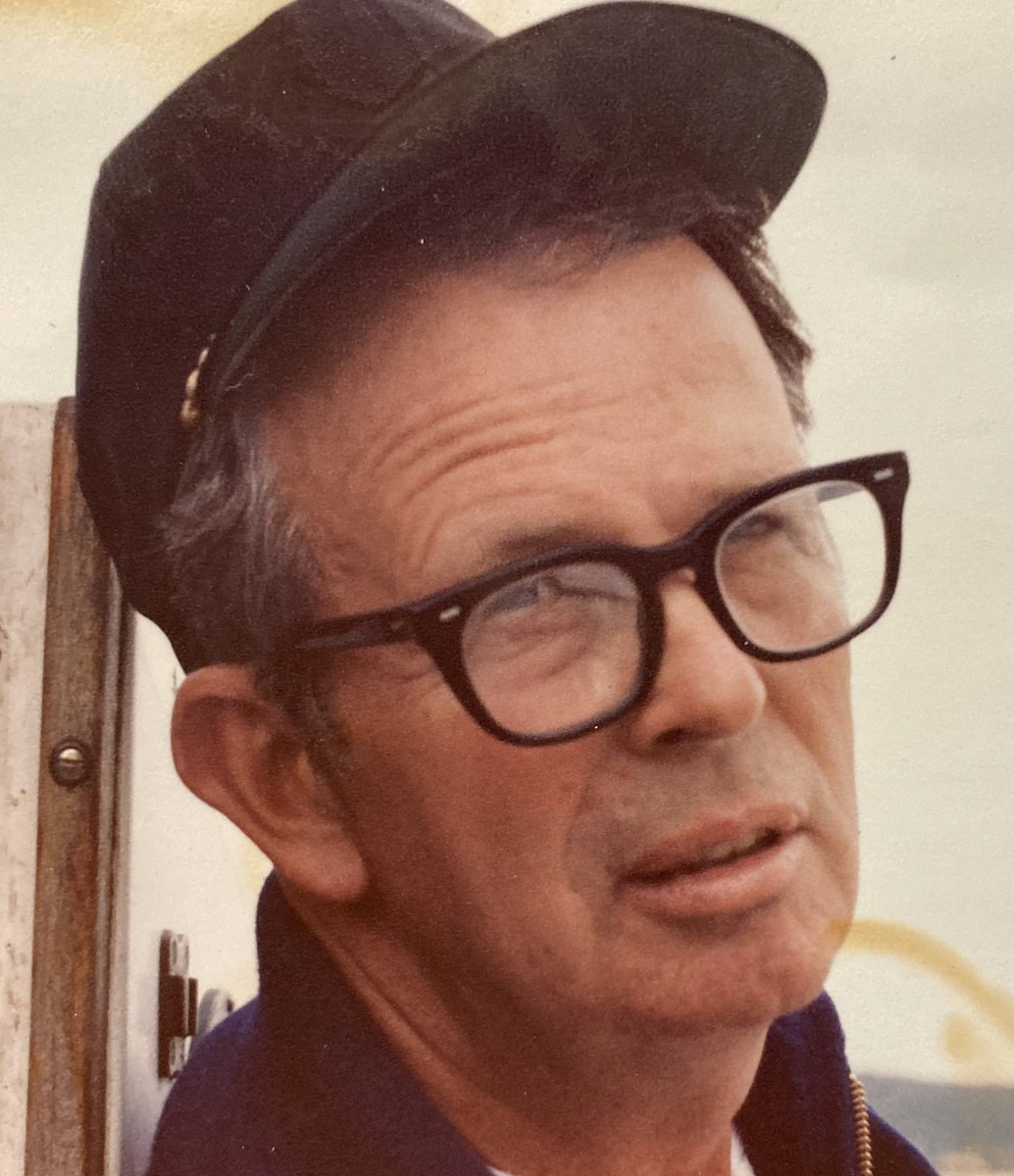 G8rgrrlCheryl's tweet photo. Happy Father’s Day, dads. My dear old Dad died at 92 two years ago next month. We’ll be interring his ashes at Tahoma National Cemetery in August. He was a great dad, and we were lucky to have him as long as we did. I sure miss him. #ColonelJoe #FathersDay https://t.co/svax2YxN7Q