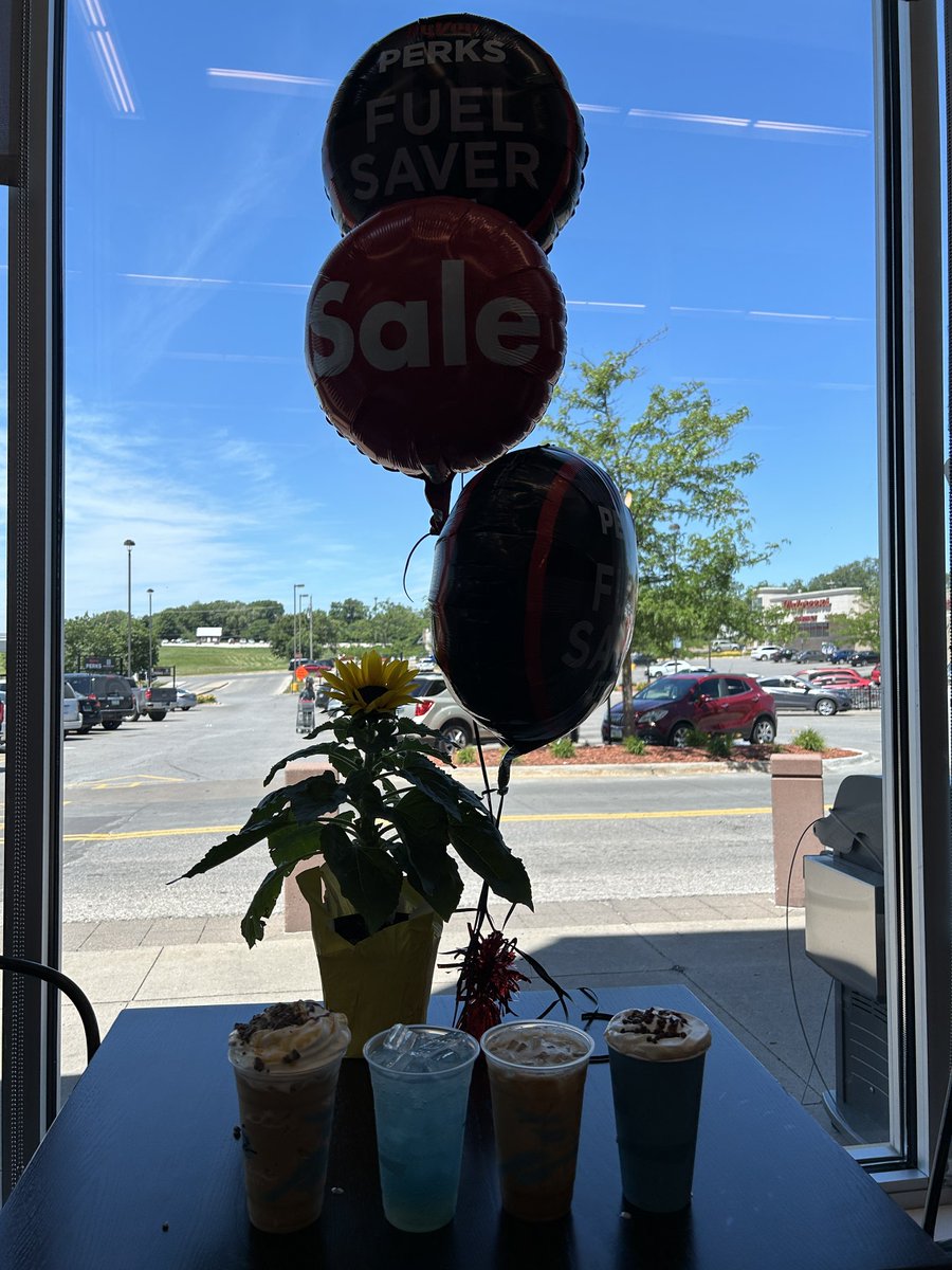 Stop in for Father’s day weekend and grab your father a delicious caribou drink and earn .20¢ on your fuel saver all weekend long! 😎