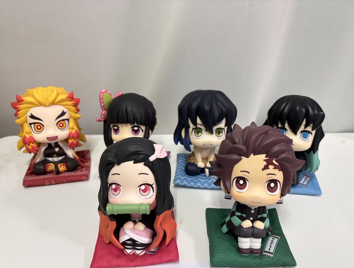 bunnibammiy's tweet image. 🍥ขายเหมา6ตัว 4500บาท มีเบาะครบทุกตัว
แต่ไม่มีกล่องนะคะ(เค้าหากล่องไม่เจอ;-;)
สภาพดีมาก อาจมีตำหนิโรงงานเล็กน้อยบางตัว 
ขอดูเพิ่มเติมได้ค่ะ กทม.นัดรับได้

#ตลาดนัดดาบพิฆาตอสูร #ตลาดนัดไยบะ #ดาบพิฆาตอสูร #นั่งจ๋อง #lookup