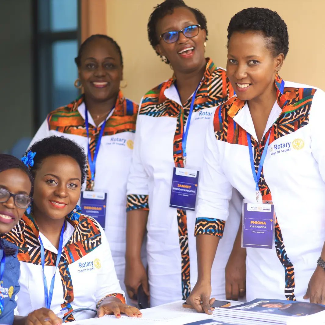 rotaryseguku's tweet image. Everyone at the #7thPresidentialInstallation is filled with joy and happiness, cherishing every moment of this special occasion. The atmosphere is vibrant and lively, as people come together to celebrate and honor the new leader. 
We are waiting for you