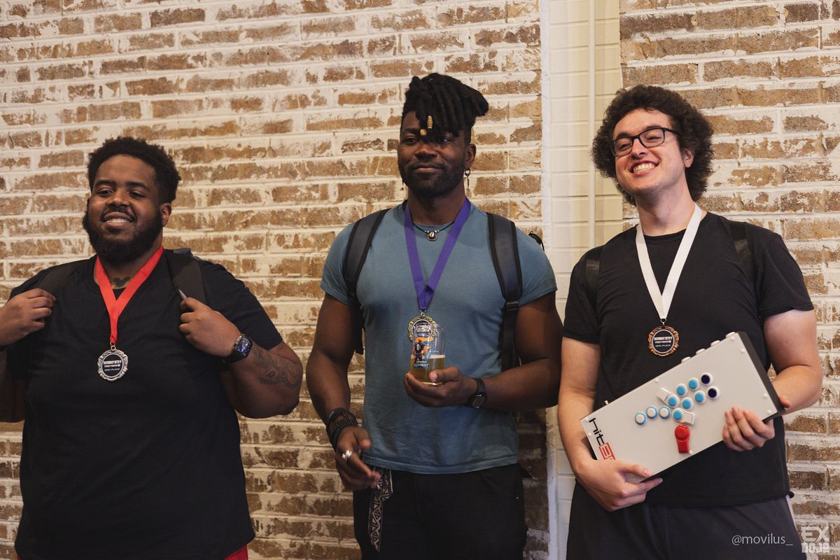 movilus_'s tweet photo. Congrats to my @EXdojo boys @DoctaAfrikan @MarvinxMatters 
@Cheepz817 for making top 3 on #SF6 https://t.co/ESiTnDMV4N