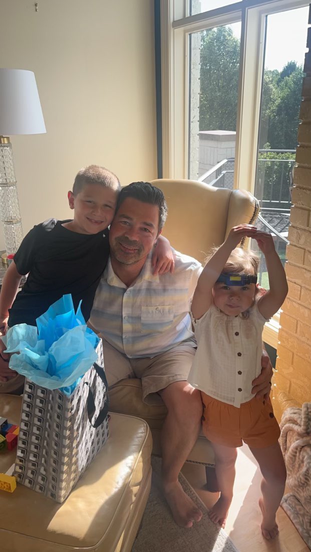 Shoutout to all you men fortunate enough to be dads. The best gift we can ever receive.