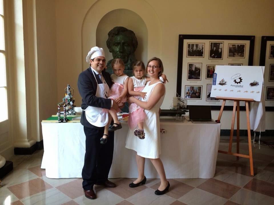 PancakeBot's tweet image. 10 years since the @WhiteHouse Maker Faire! Thank you again @BarackObama for having us! @POTUS, I think we need to make some pancakes soon! 
@make