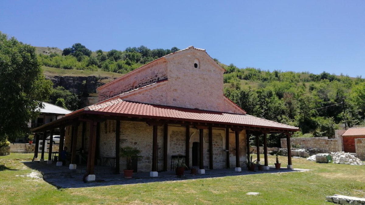 Una gita in moto nella regione di Mariovo consente di scoprire autentici gioelli naturalistici, artistici e spirituali. Quanti tesori macedoni da scoprire!