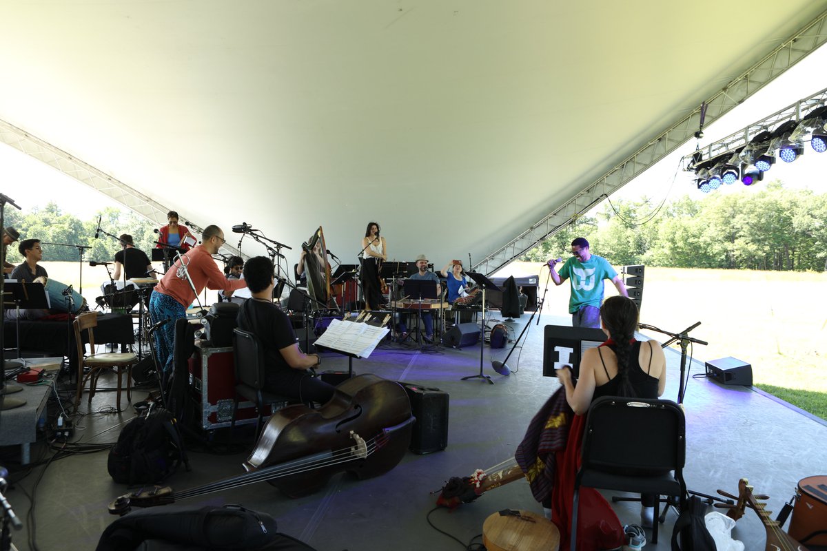 baryshnikovarts's tweet photo. Thank you to #mellonfoundation for making the #BloodlinesInterwovenFestival possible.

#dance #art #music #multidisciplinary #creativeresidencies #diaspora #creativefreedom #newyorkstate #dutchesstourism #hudsonvalley #tivoli #ilovit #tivolinow #kaatsbaan #MikhailBaryshnikov https://t.co/IQ4JNk5S3g