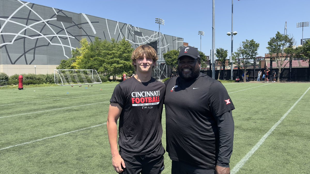 Jett McAllister (@mcallisterjett) on Twitter photo Had a great time competing at the <a href="/GoBearcatsFB/">Cincinnati Football</a> camp today!
Thank you <a href="/CortBraswell/">Coach Cort Braswell</a> for the great instruction! Excited to build my relationship with the University of Cincinnati’s coaching staff
❗️GO BEARCATS❗️
<a href="/CoachSattUC/">Coach Satterfield</a> Had a great time competing at the <a href="/GoBearcatsFB/">Cincinnati Football</a> camp today!
Thank you <a href="/CortBraswell/">Coach Cort Braswell</a> for the great instruction! Excited to build my relationship with the University of Cincinnati’s coaching staff
❗️GO BEARCATS❗️
<a href="/CoachSattUC/">Coach Satterfield</a>