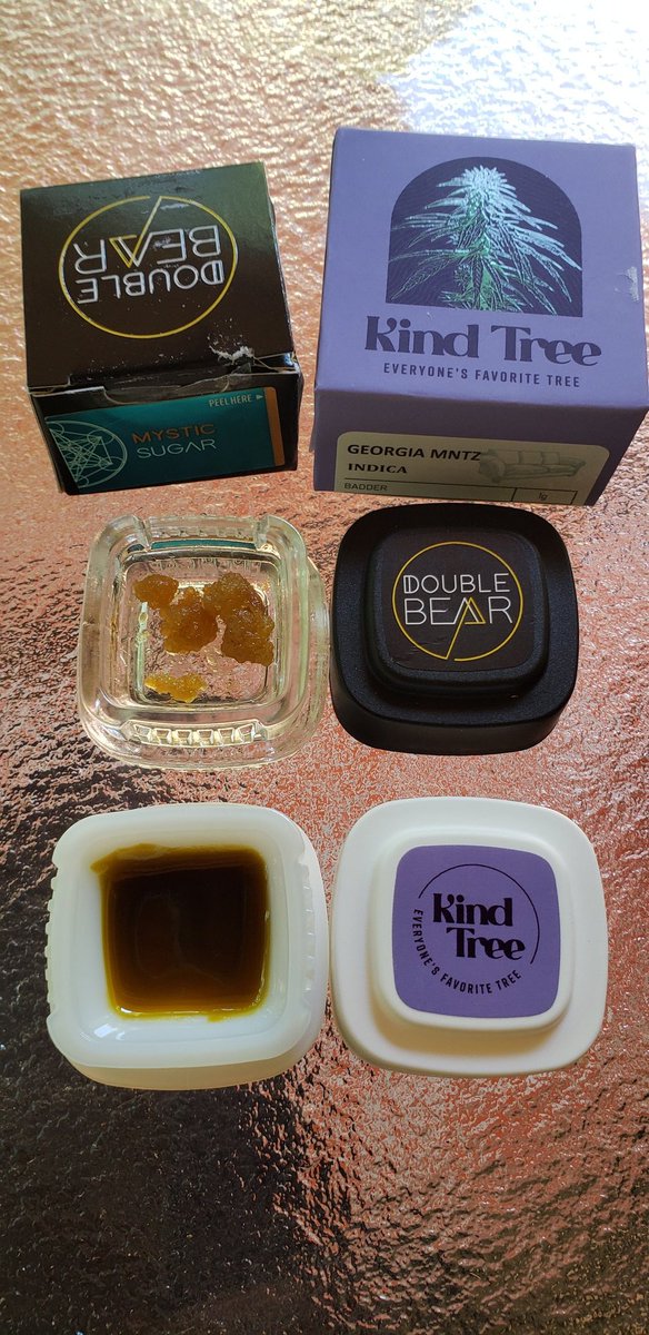 mcicculus's tweet photo. Boundless Terp Pen
#doublebear lemon wafer sugar
#kindtree Georgia Mintz badder #pennysylvania https://t.co/uWZKsJpy3S