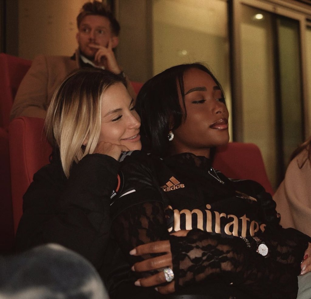 mzdrics's tweet photo. the lace under the jersey &amp; now this jacket she’s actually a genius https://t.co/tJ58FXOVVg